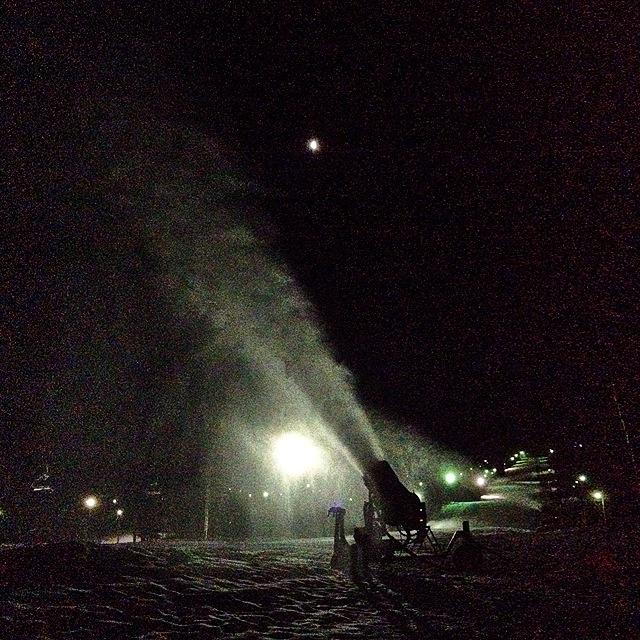 Snowmaking after the rain.