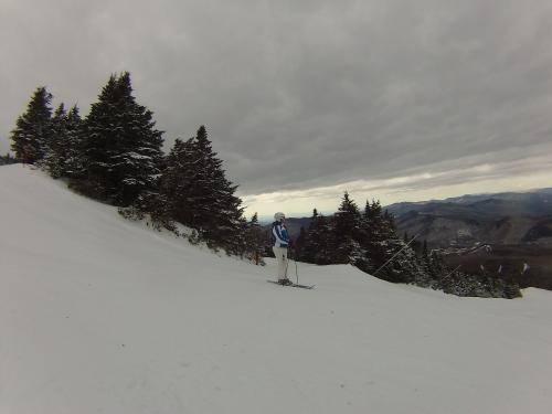 Alicia on Forty Niner - taking it easy on the way down. No sense in rushing your last run. 